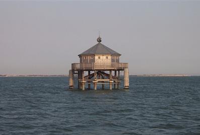 Hôtel - Restaurant BEAU RIVAGE**